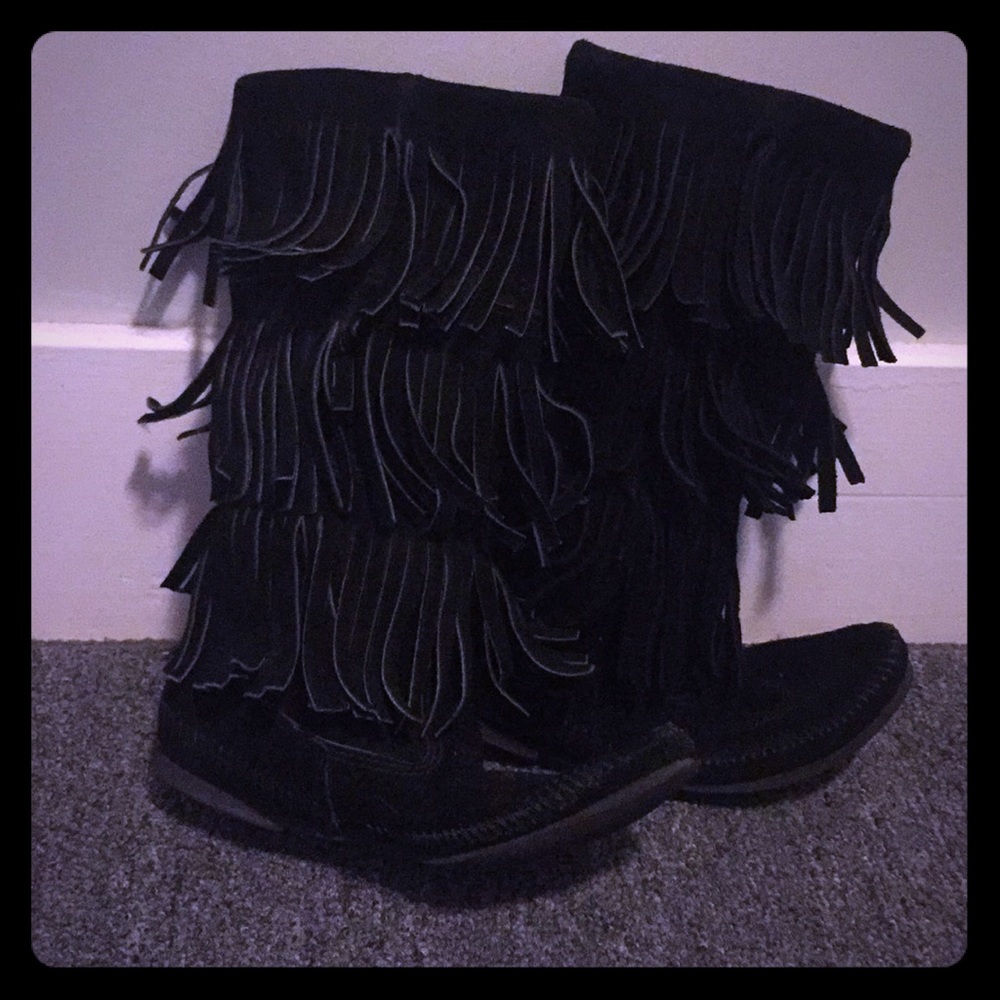 Fringe black boots 5.5